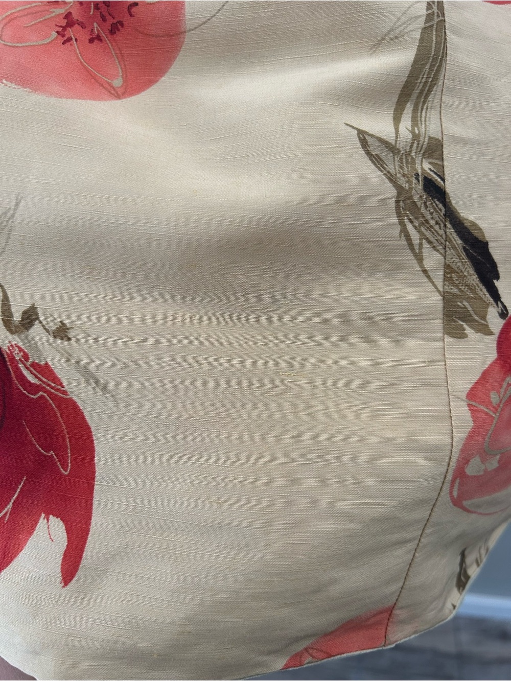 Vintage Dana Buchman Silk Linen Floral V-Neck Sleeveless Cream and Red Tank Top - Picture 6 of 6